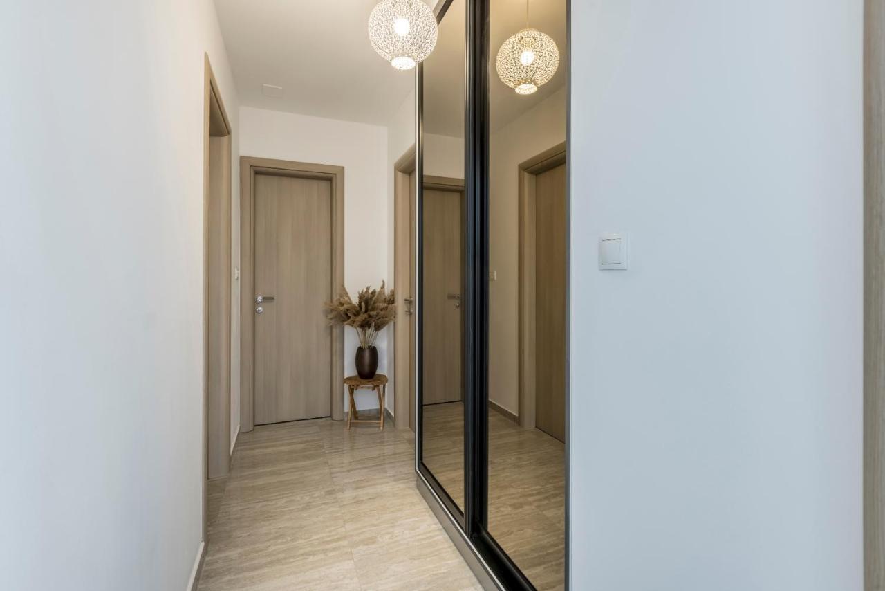 Luxury Rooftop Apartment Zalato สปลิท ภายนอก รูปภาพ