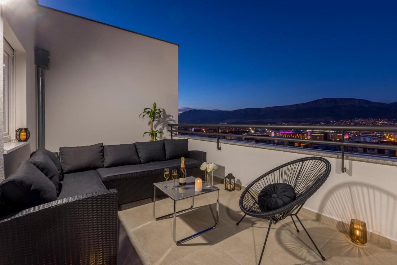 Luxury Rooftop Apartment Zalato สปลิท ภายนอก รูปภาพ