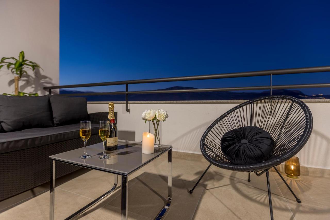 Luxury Rooftop Apartment Zalato สปลิท ภายนอก รูปภาพ